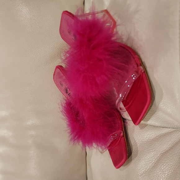 Pink heels *Shein - Picture 1 of 2